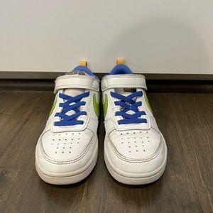 Kids Nike Air Force 1 sneakers